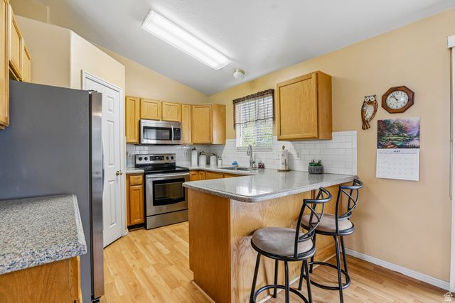 5429 S 4125 W, Roy, UT 84067