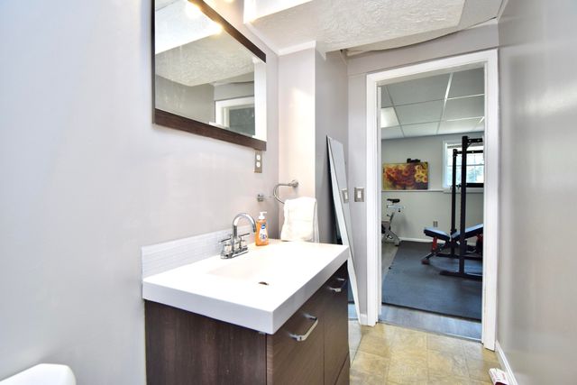 26 Valeside Drive, Covington, KY 41017