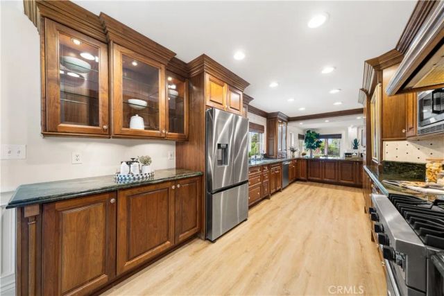 698 S Gentry, Anaheim Hills, CA 92807