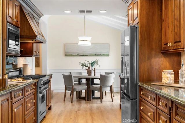 698 S Gentry, Anaheim Hills, CA 92807