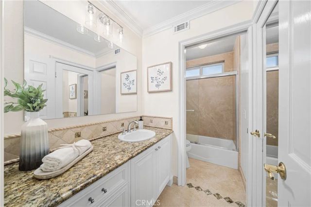 698 S Gentry, Anaheim Hills, CA 92807