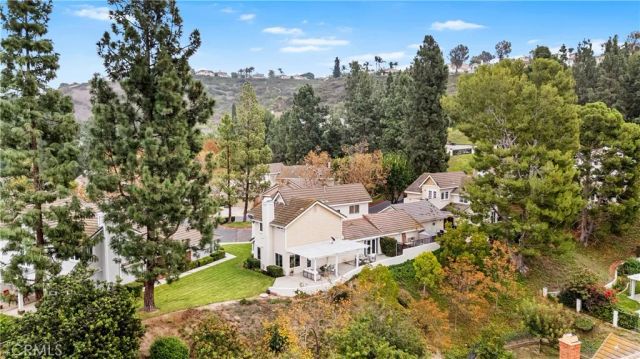 698 S Gentry, Anaheim Hills, CA 92807