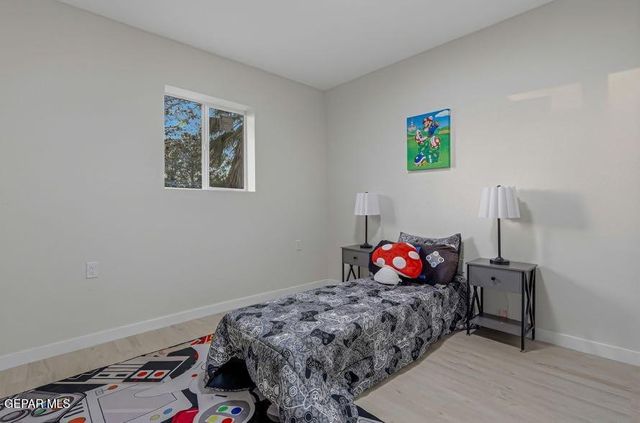 106 La Cienega Drive, Socorro, TX 79927