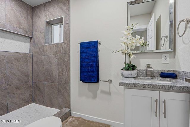 106 La Cienega Drive, Socorro, TX 79927