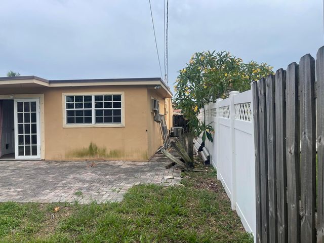 341 NW 52nd, Oakland Park, FL 33309