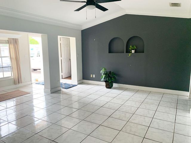 341 NW 52nd, Oakland Park, FL 33309