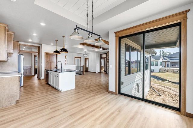 675 SUNSET, Green Bay, WI 54313
