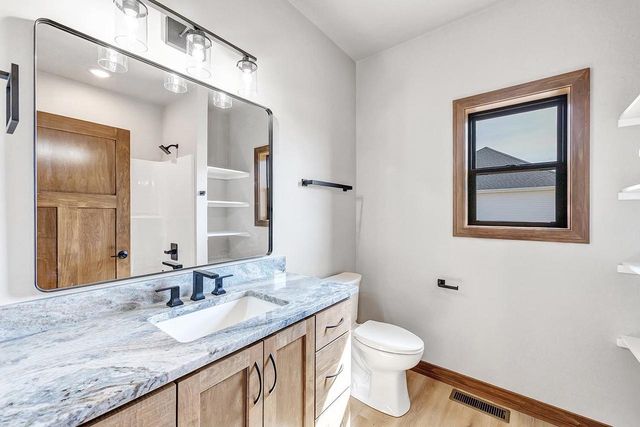 675 SUNSET, Green Bay, WI 54313