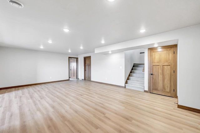 675 SUNSET, Green Bay, WI 54313