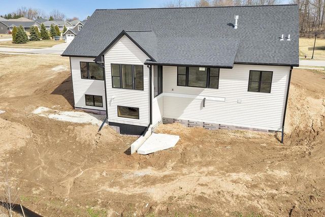 675 SUNSET, Green Bay, WI 54313