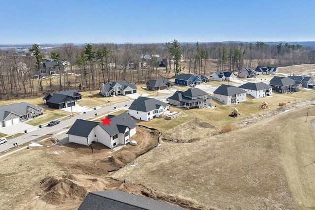 675 SUNSET, Green Bay, WI 54313