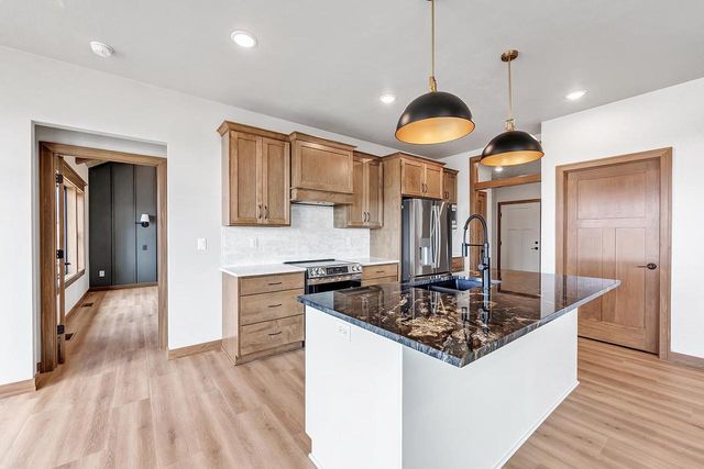675 SUNSET, Green Bay, WI 54313
