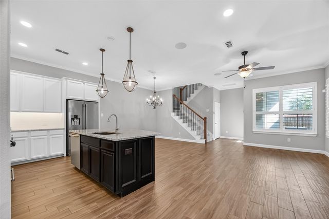 6034 Dark Kite Trail, Missouri City, TX 77459