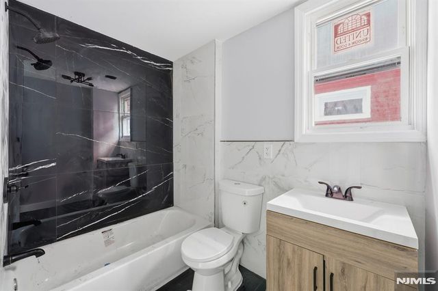 20 Wickham Street, Passaic, NJ 07055