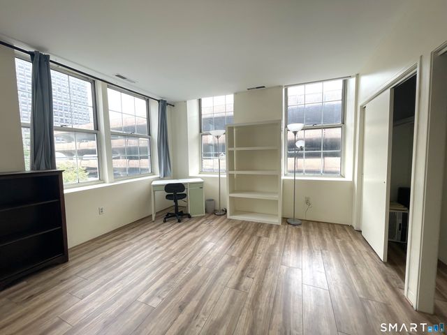 196 Crown Street 309, New Haven, CT 06510