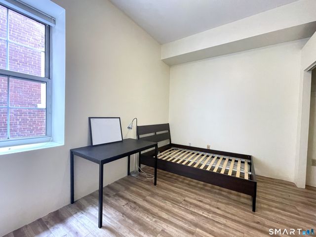196 Crown Street 309, New Haven, CT 06510