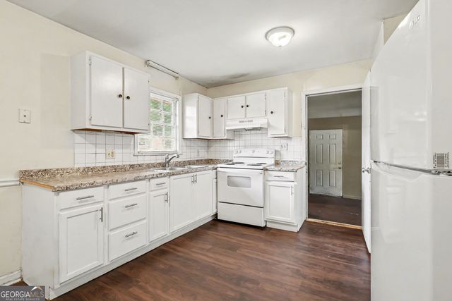 3665 Brookcrest Circle, Decatur, GA 30032