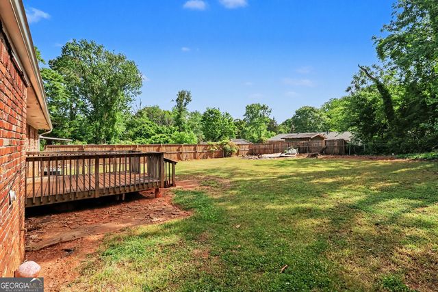 3665 Brookcrest Circle, Decatur, GA 30032