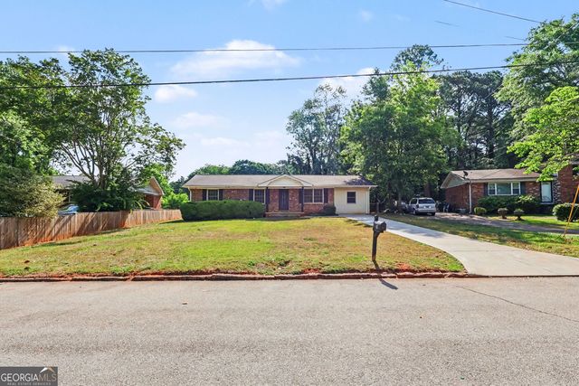 3665 Brookcrest Circle, Decatur, GA 30032