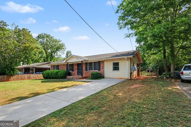 3665 Brookcrest Circle, Decatur, GA 30032