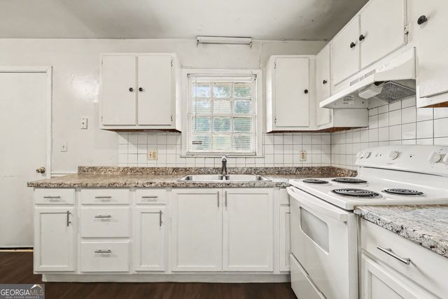 3665 Brookcrest Circle, Decatur, GA 30032