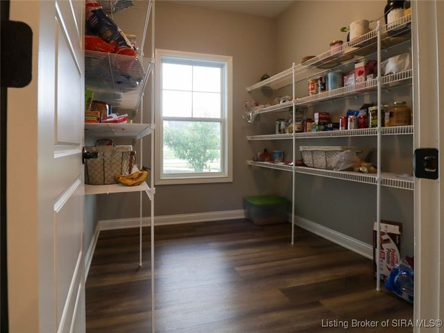 7006 Patriot Court, Charlestown, IN 47111