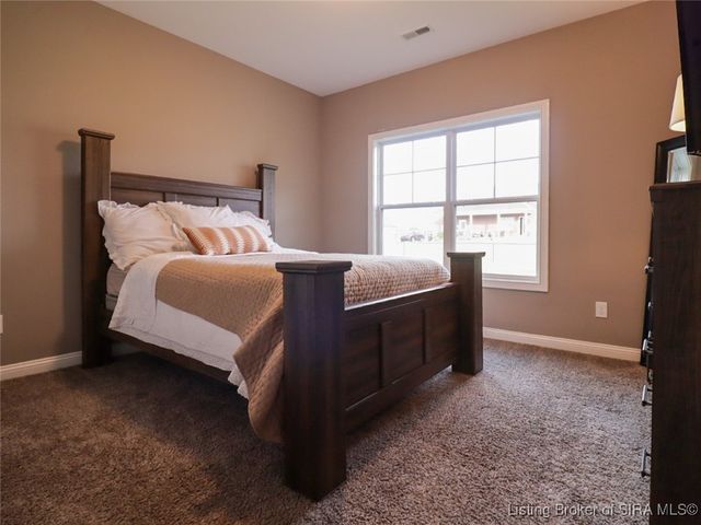 7006 Patriot Court, Charlestown, IN 47111