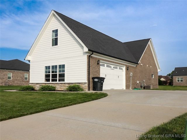 7006 Patriot Court, Charlestown, IN 47111