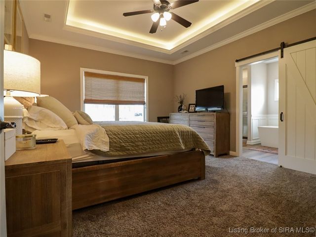 7006 Patriot Court, Charlestown, IN 47111