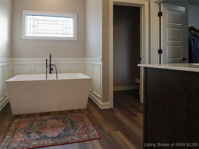 7006 Patriot Court, Charlestown, IN 47111