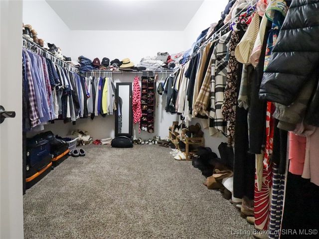 7006 Patriot Court, Charlestown, IN 47111