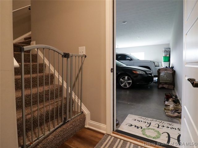 7006 Patriot Court, Charlestown, IN 47111