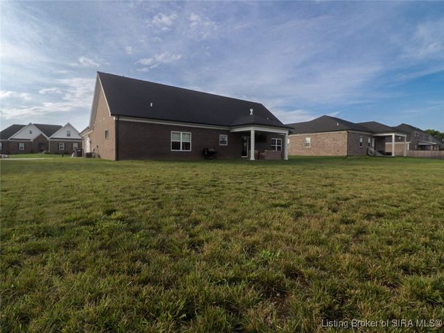 7006 Patriot Court, Charlestown, IN 47111