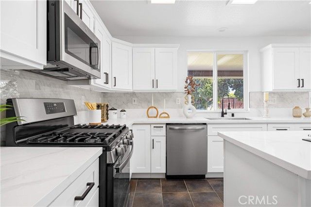 23296 Tulip Court, Corona, CA 92883