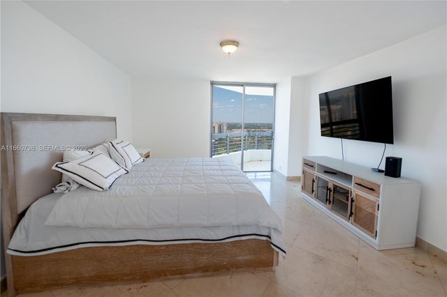 3500 Mystic Pointe Drive 3502, Aventura, FL 33180