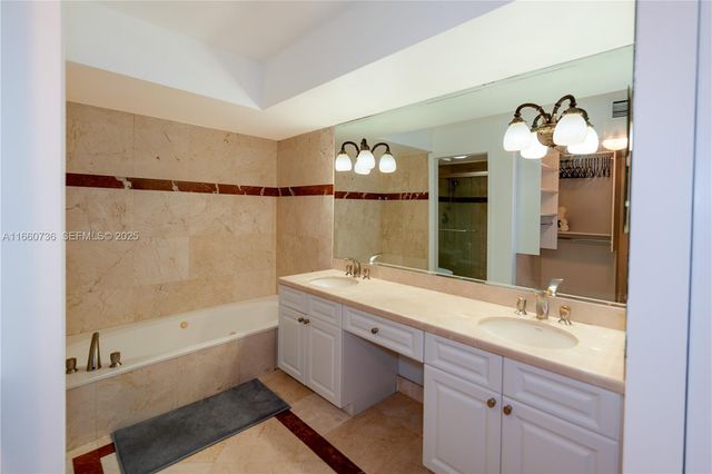 3500 Mystic Pointe Drive 3502, Aventura, FL 33180