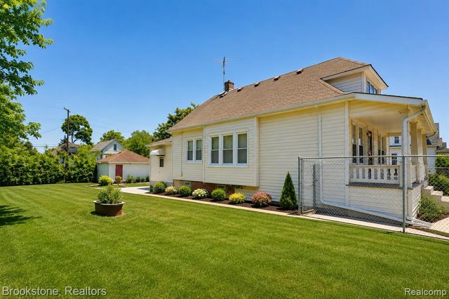 5129 Pennsylvania Street, Detroit, MI 48213