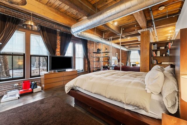 9 W Broadway 112, Boston, MA 02127