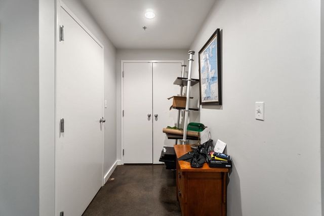 9 W Broadway 112, Boston, MA 02127