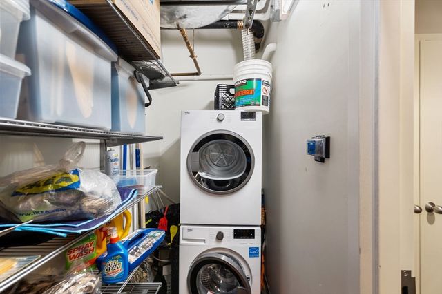 9 W Broadway 112, Boston, MA 02127