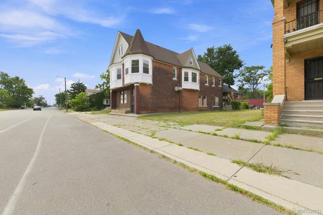 5209 McDougall Street, Detroit, MI 48211