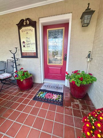 314 Jefferson AVE, Clifton Forge, VA 24422