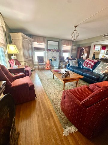 314 Jefferson AVE, Clifton Forge, VA 24422