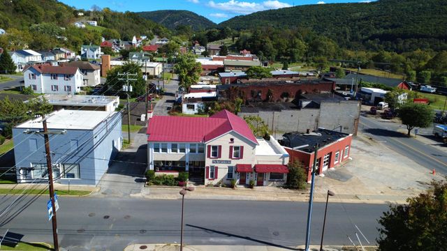 314 Jefferson AVE, Clifton Forge, VA 24422