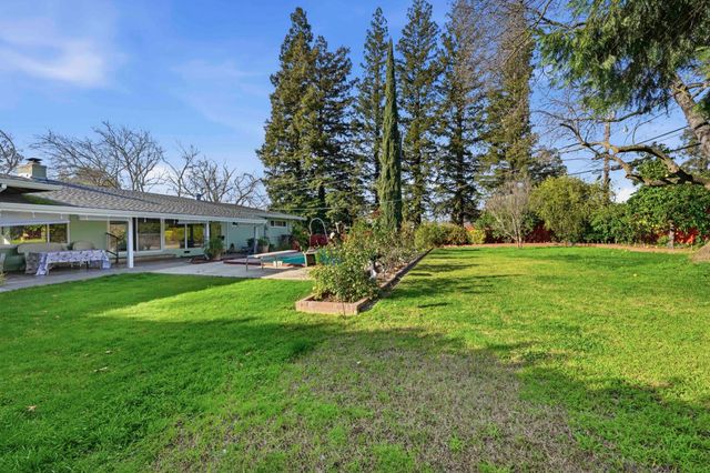 1820 Richmond St, Sacramento, CA 95825