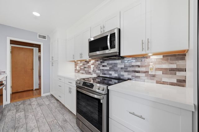 1820 Richmond St, Sacramento, CA 95825