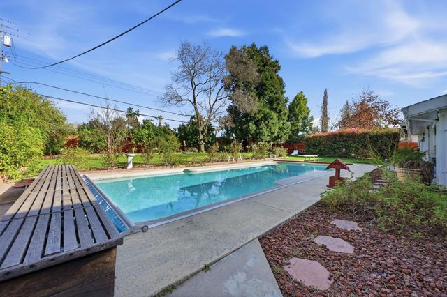 1820 Richmond St, Sacramento, CA 95825