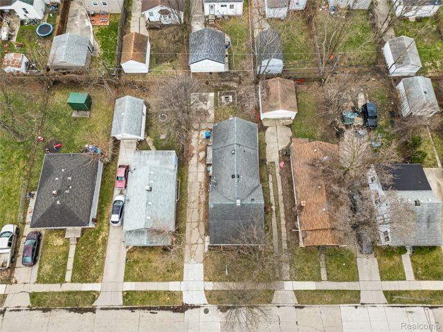 7052 Studebaker Avenue, Warren, MI 48091