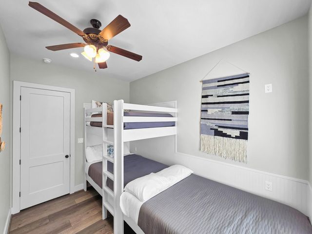 402 Seagrass, Gilchrist, TX 77617