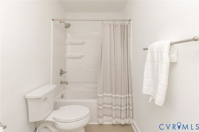 3230 Hollyglen Ct, Chesterfield, VA 23112